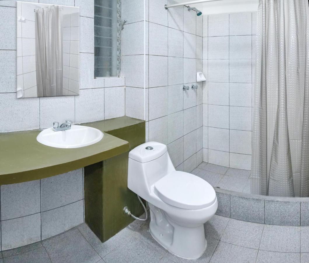 Hotel Royal Ика Екстериор снимка
