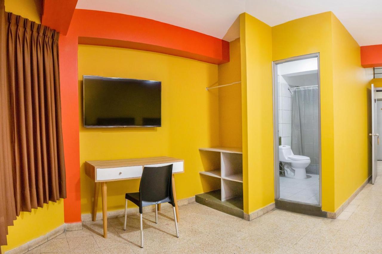 Hotel Royal Ика Екстериор снимка